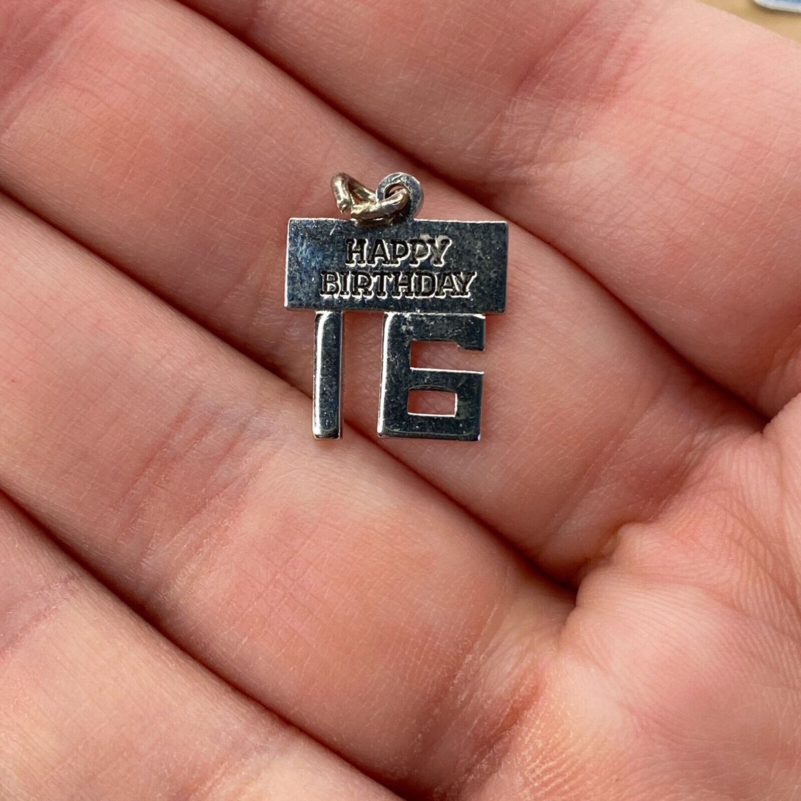 Vintage Wells 925 Sterling Silver Happy Birthday 16 Pendant Bracelet Charm 18$